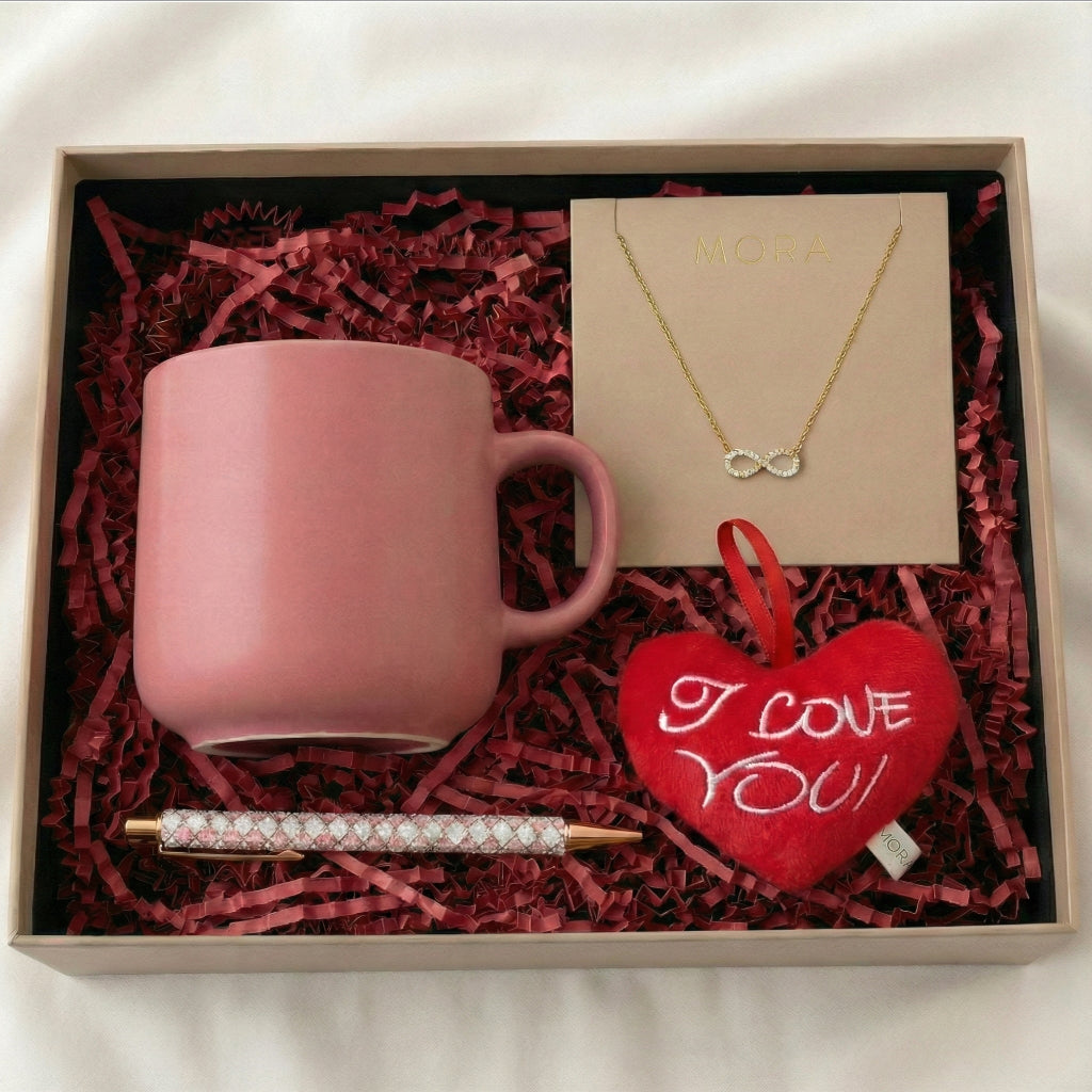 Cozy Love" Valentine's Box: Κολιέ Infinity & Fluffy Heart